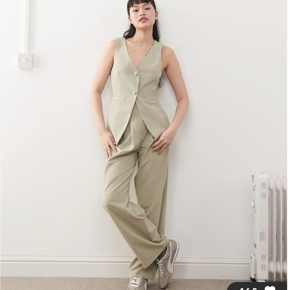 Elegant Beige Women's Trousers